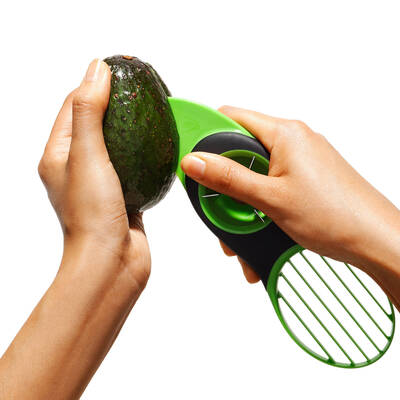 OXO GG 3-IN-1 AVOCADO SLICER