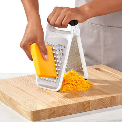 OXO GG ETCHED TWO-FOLD GRATER