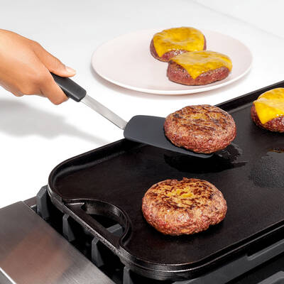 OXO GG SILICONE FLEXIBLE TURNER - SMALL