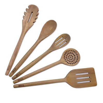 St Clare 5pce Wood utencils Set