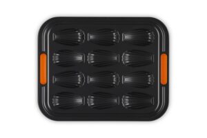 Le Creuset Non-Stick 12 Cup Madeleine Tray